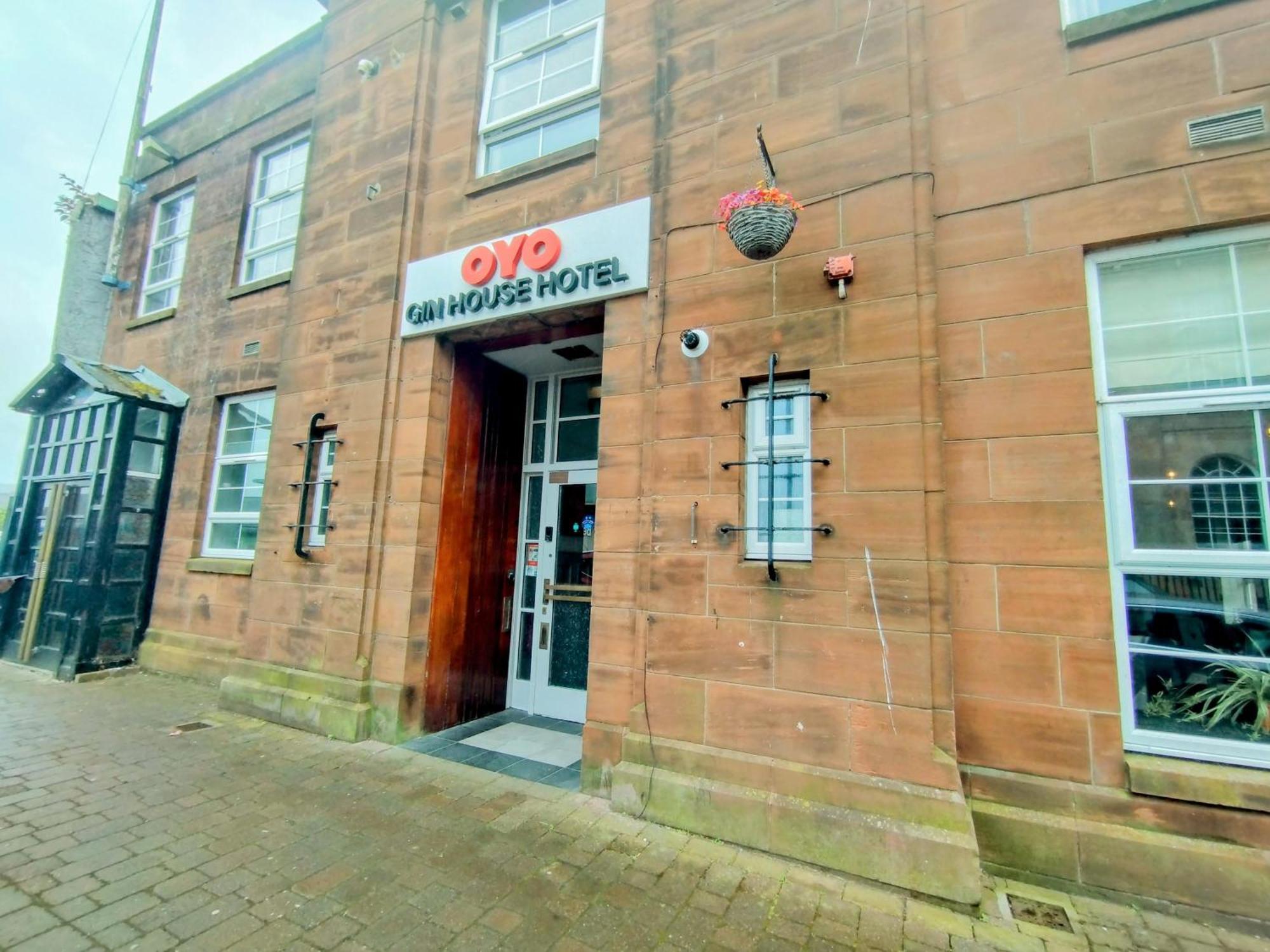 Oyo Gin House Hotel Greenock Kültér fotó