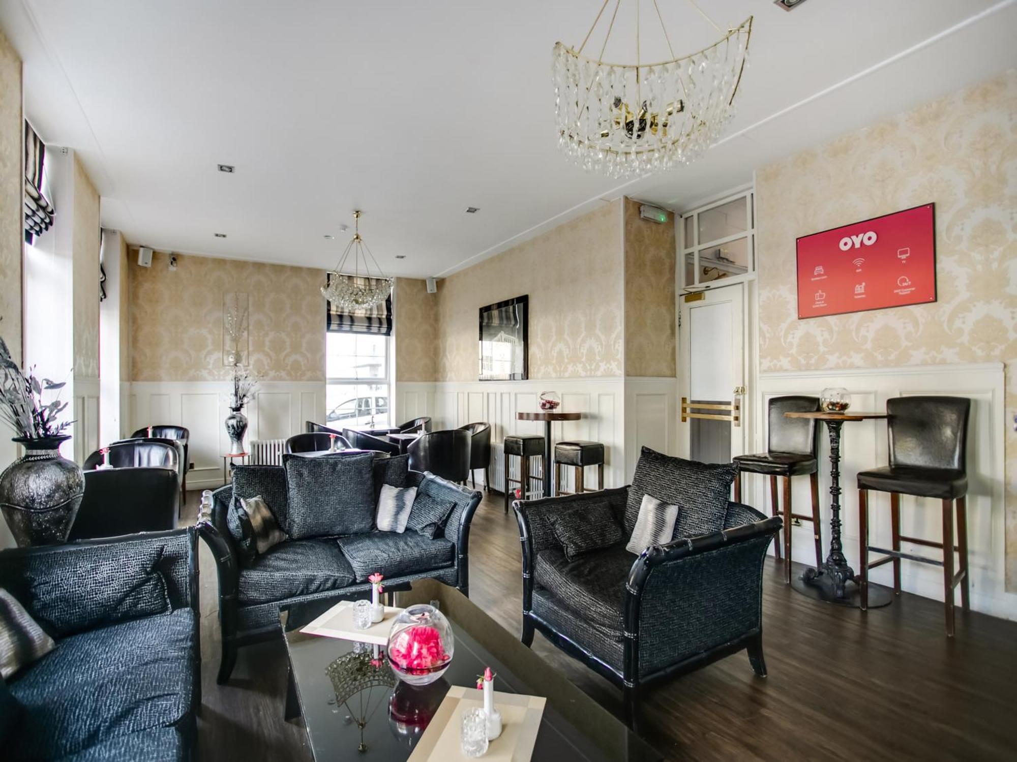 Oyo Gin House Hotel Greenock Kültér fotó