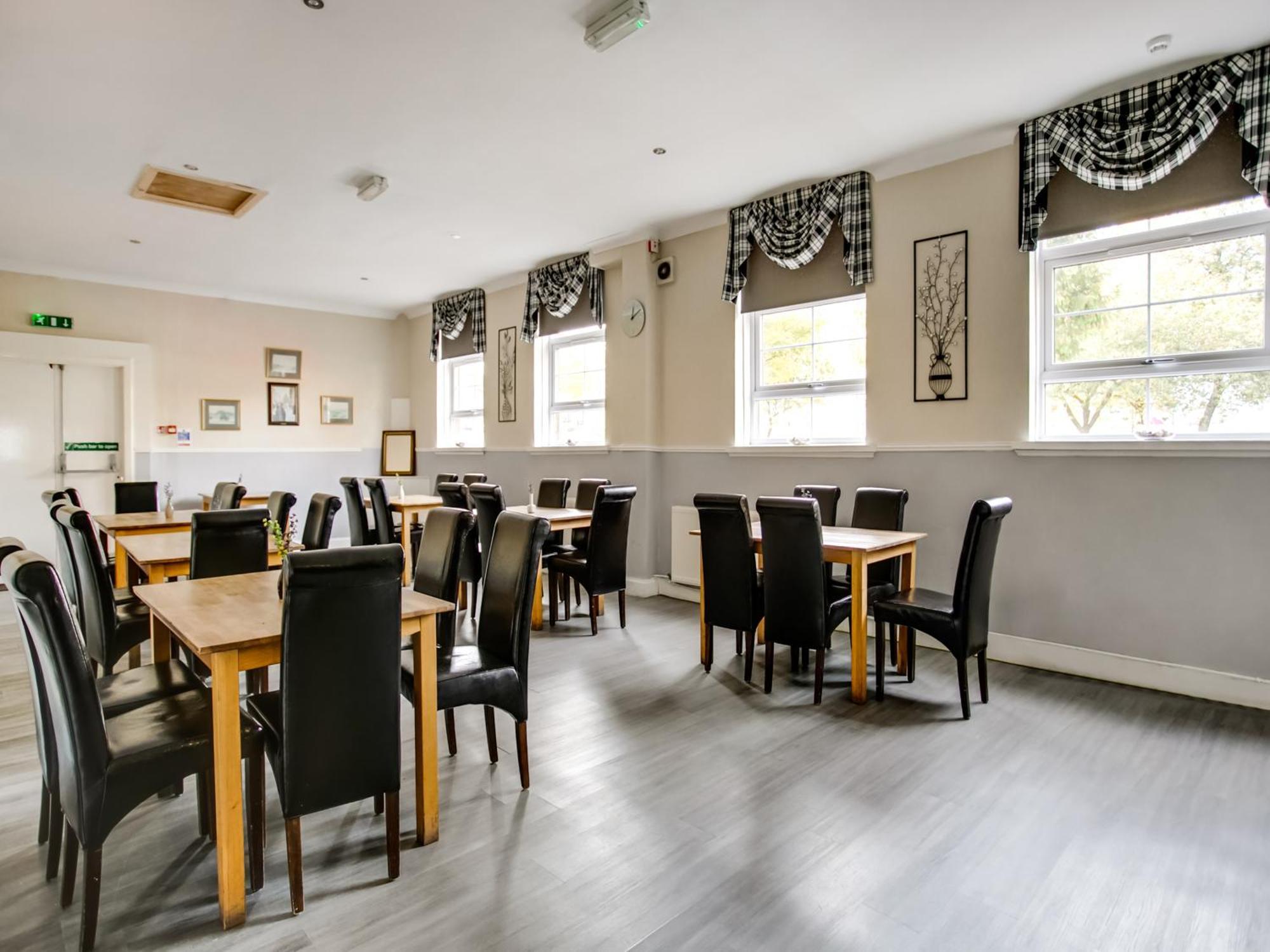 Oyo Gin House Hotel Greenock Kültér fotó