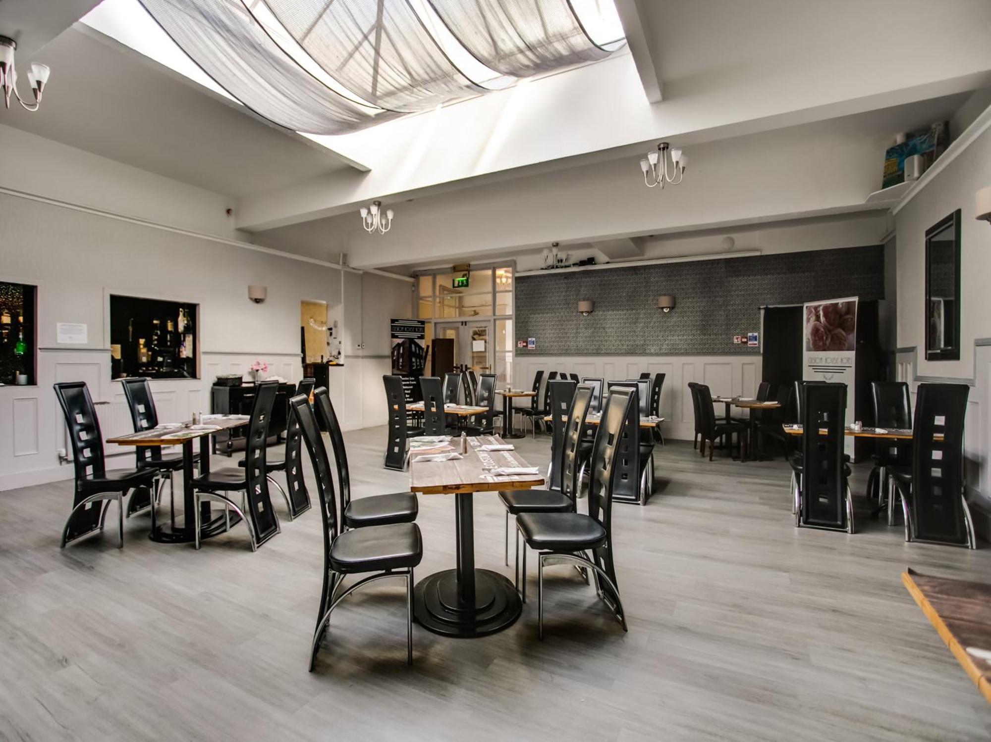 Oyo Gin House Hotel Greenock Kültér fotó