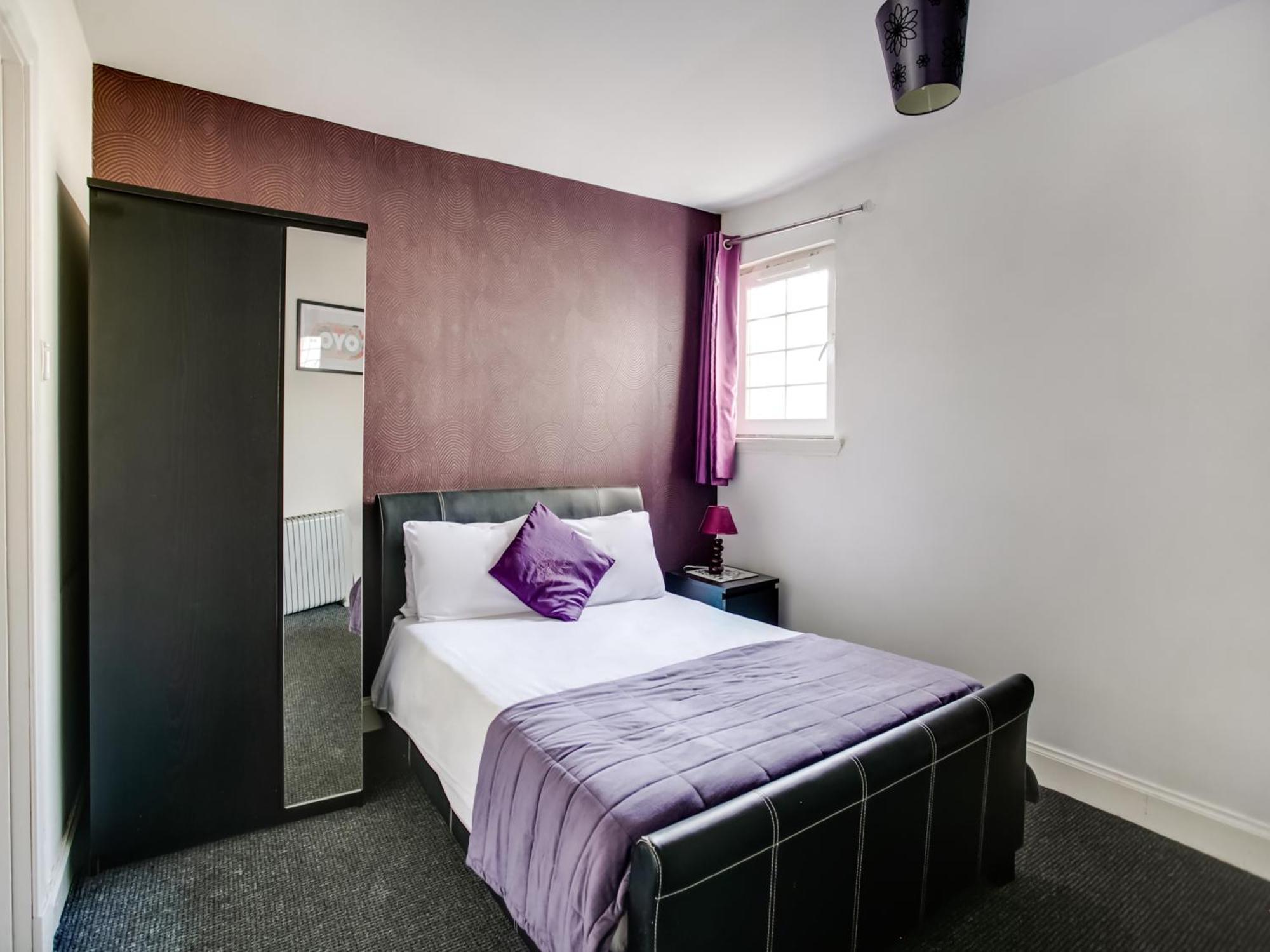 Oyo Gin House Hotel Greenock Kültér fotó