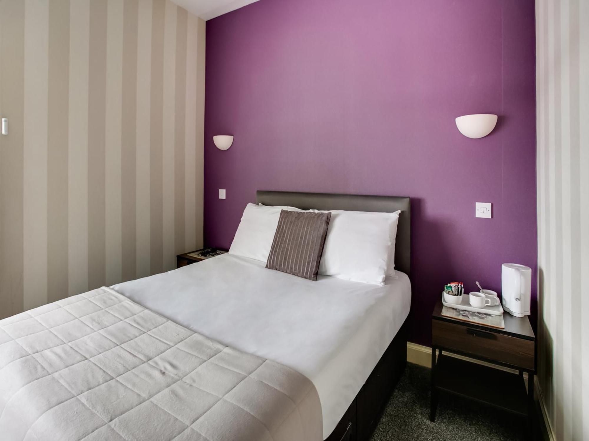 Oyo Gin House Hotel Greenock Kültér fotó